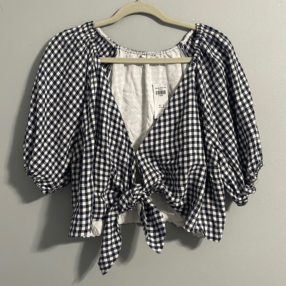 Abercrombie Crop Top ✨NEW✨